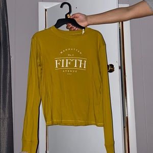 Cropped graphic long sleeve tee